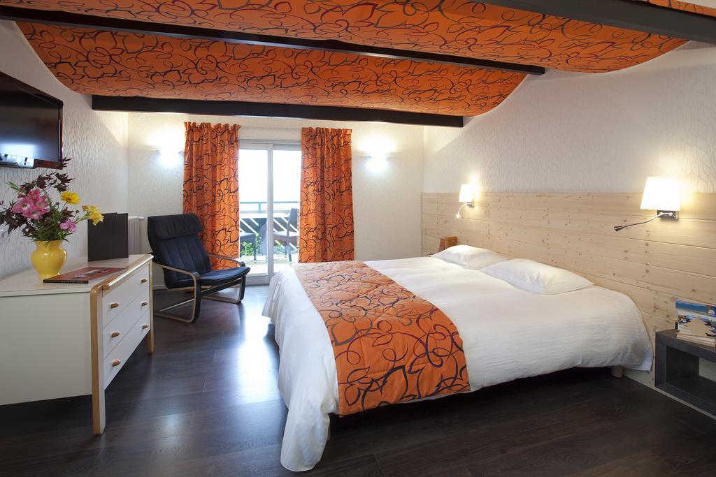 Logis Hotel Clair Matin Le Chambon-sur-Lignon Exterior foto